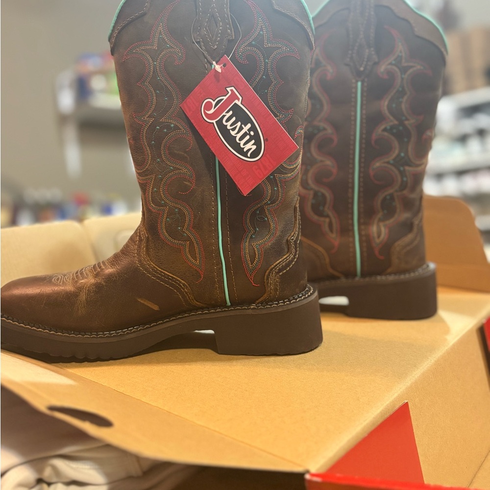 Justin Boots Women's Heeled Boots - Brown and Teal